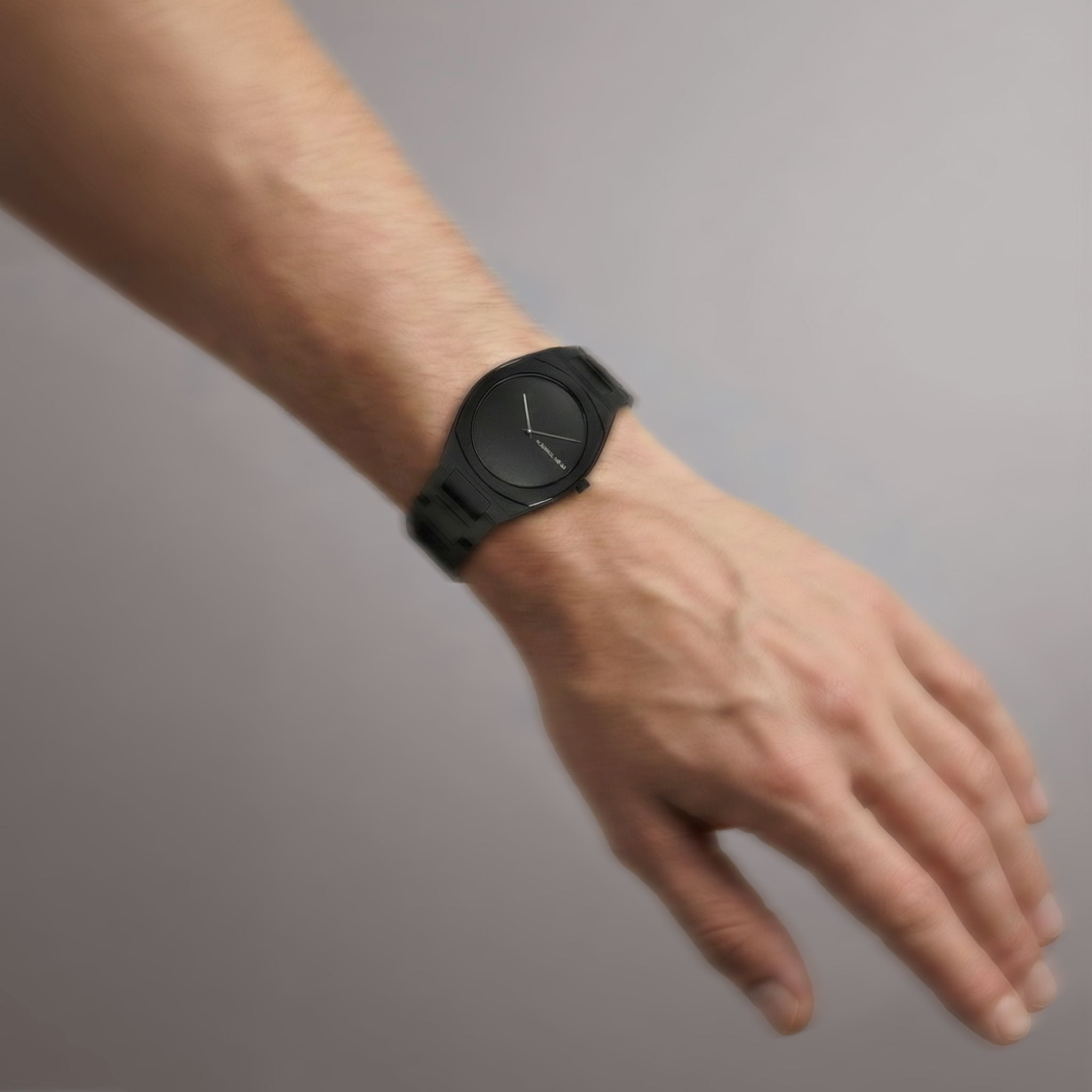 Nuvora – Mono Black