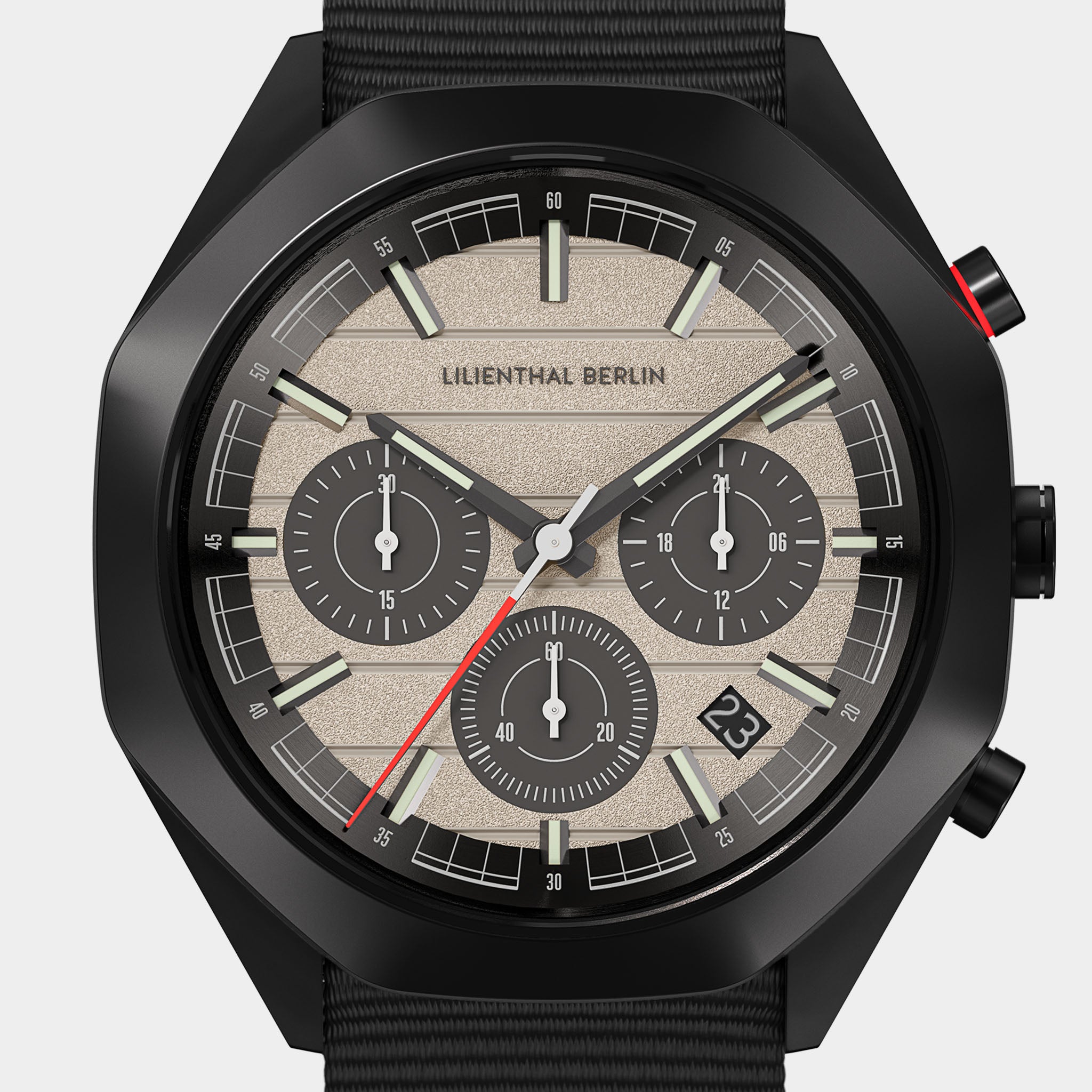 Octachrono – Black Sand