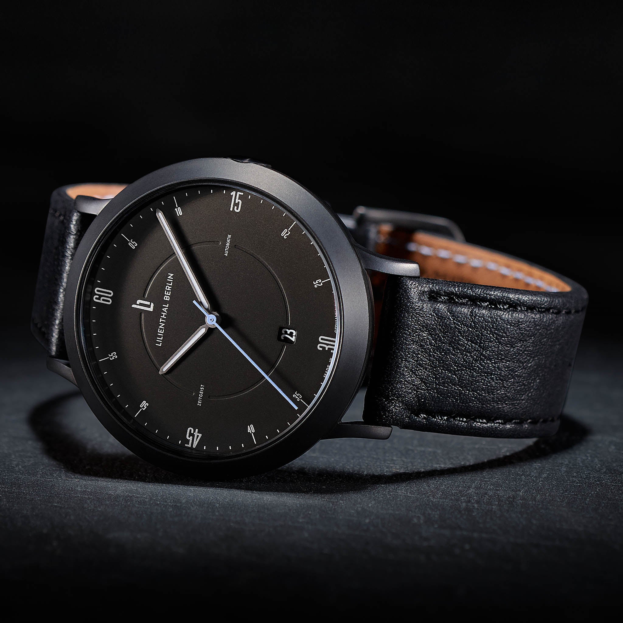 Zeitgeist Automatik All Black - Lilienthal Berlin